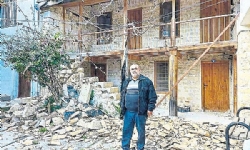 Depremle yıkılan Ermeni köyünün muhtarı: Sayımız iyice azaldı bu köyü yaşatalım