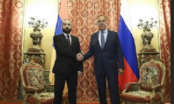 ​Ermenistan ve Rusya dışişleri bakanları Moskova`da buluştu