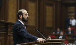 Mirzoyan Azerbaycan`a sunulan barış anlaşması taslağını açıkladı