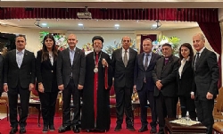 İçişleri Bakanı Soylu Süryani Kadim Meryem Ana Kilisesi`ni ziyaret etti