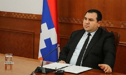 ​Artsakh (Karabağ) hükümet temsilcileri Rus barış gücünün komutanı Lentsov ile görüştü