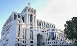 ​Ermenistan Dışişleri Bakanlığı, Azerbaycan`a güç kullanarak müzakere sürecini baltalamaya yönelik r