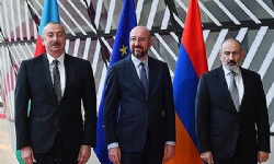 ​Aliyev, Michel ve Paşinyan’dan Brüksel’de üçlü zirve