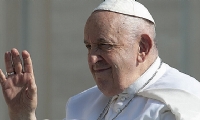 ​Pope awake and joking after surgery, doctor says