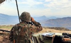​Azerbaycan Karabağ`a yönelik geniş çaplı bir saldırı başlattı