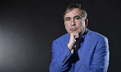 Saakaşvili, Ermenistan ve Azerbaycan liderlerine Ukrayna ve Moldova örneğini incelemelerini tavsiye