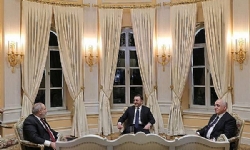 ​Nikol Paşinyan, Azerbaycan Başbakanı ile gayri resmi bir görüşme gerçekleştirdi