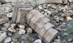 Depremde yıkılan kilise, tadilat bekliyor