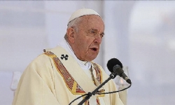 Papa Franciscus`dan Ermenistan ile Azerbaycan arasındaki ilişkilere destek