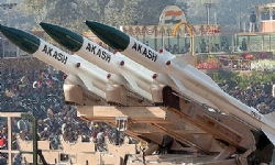 ​Hindistan, yakın aylarda Ermenistan`a “Akash” hava savunma füzelerinin sevkiyatını başlatacak