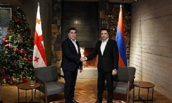 Gürcistan ve Ermenistan parlamento başkanları Yerevan`da bir araya geldi