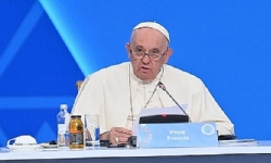 ​Papa Francis`ten, Ermenistan ve Azerbaycan`a çağrı