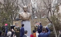 ​Yerevan`da efsanevi kaşif Ermeni Gevorg Vardanyan`ın heykeli açıldı