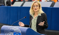 AP Ermenistan`a vize serbestisini ele alacak