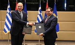 Ermenistan ve Yunanistan, savunma alanındaki işbirliklerine hız verecekler