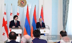 İrakli Kobakhidze, Nikol Paşinyan`ı Gürcistan`a davet etti