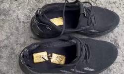 Ayakkabılarından 3.5 milyonluk kaçak altın çıktı