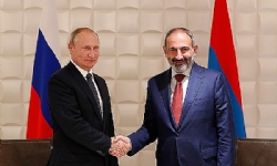 Kremlin Sözcüsü: Putin ve Paşinyan yakında tüm konuları bizzat görüşebilecekler
