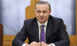 Ermenistan Güvenlik Konseyi Sekreteri Fransız yetkililerle bir araya geldi