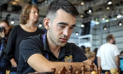 Ermeni satranç oyuncusu, Dünya Yıldırım Şampiyonası`nda gümüş madalya kazandı