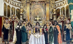 Սուրբ Էջմիածնէն Պոլիս