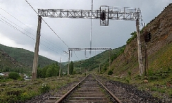 Altyapı Bakanı: Gyumri-Kars demiryolunun yeniden işletmesi için gerekli düre ve maliyet hakkında ön