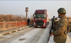 Ermenistan sınır kapılarında 1 Mart`tan itibaren sadece Ermeni birlikleri görev yapacak