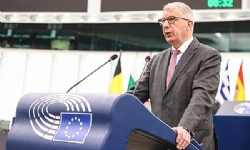 AP üyesi, AB üst düzey diplomatına Azerbaycan’daki Ermeni esirlerinin serbest bırakılması için çağr