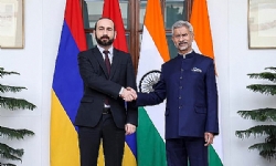 Ermenistan Dışişleri Bakanı, Hint mevkidaşı ile yaptığı görüşmenin detaylarını paylaştı