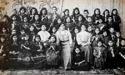 Osmanlı Döneminde Ermeni Okulları Tarihi iki cilt halinde yayınlandı