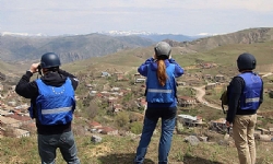 AB Gözlem Misyonu, Azerbaycan tarafından sınırdaki saldırıların sonuçlarını belgelerle tespit etti