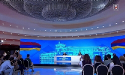 Ermenistan, bölgedeki ulaşım hatlarının açılmasından yana; ancak bir şartı var