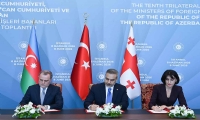 Պոլսոյ Մէջ Սկսաւ Ազրպէյճանի, Վրաստանի Եւ Թուրքիոյ Արտաքին Գործոց Նախարարներու Հանդիպումը